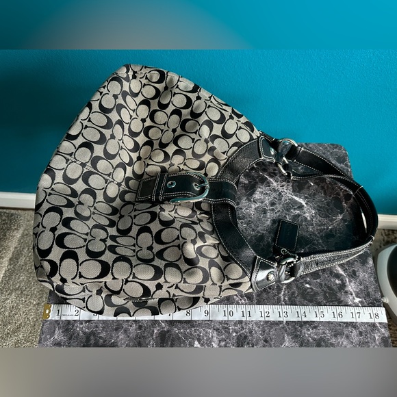 Coach Signature Monogram Soho Lynn Black Canvas Leather Shoulder Bag - Picture 5 of 12